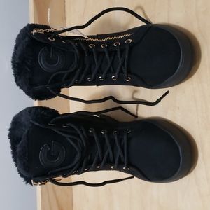 NWT GBG Los Angeles Boots